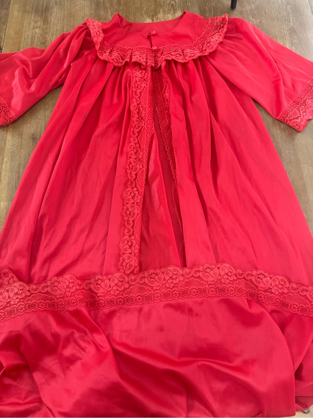 Girl’s Victorian Style Red Lace-Trim Nightgown Robe vintage